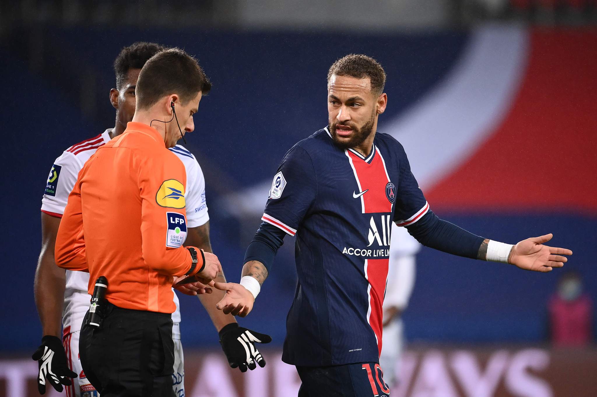 国务院金融委召开会议研究当前形势 稳增长，稳市场，更是稳信心！